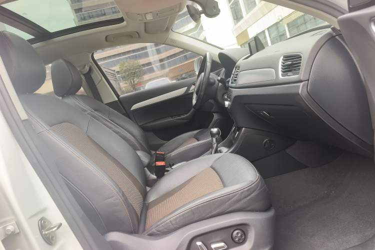 Used Audi Q3 2017 30 TFSI Fashion Model
