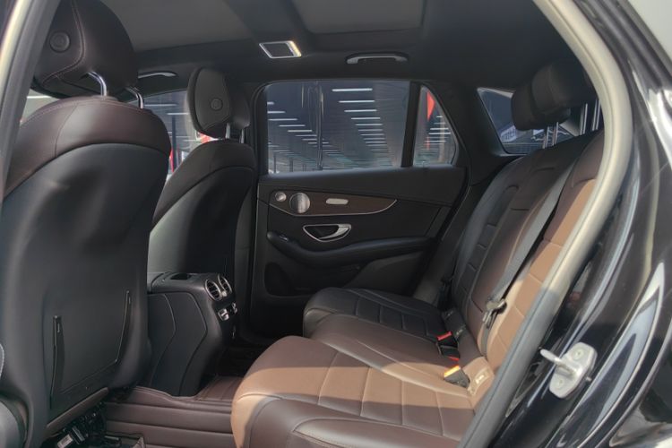 Used Mercedes-Benz GLC 2021 GLC 300 L 4MATIC Luxury Model