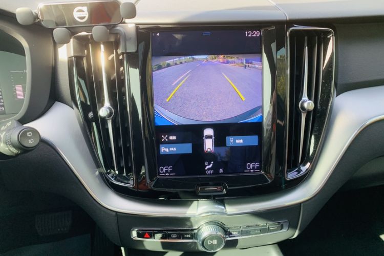 Used Volvo XC60 2021 T5 4x4 Smart Luxury Edition
