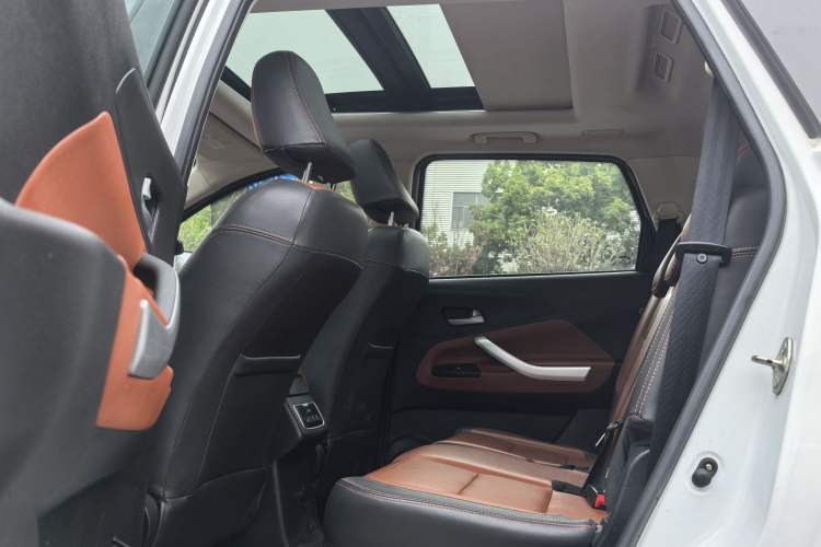 Used HYOSOW S3 2016 S3L 1.5L Manual Prestige Edition