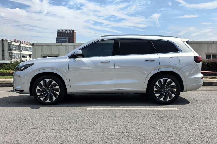 Used Hima AITO M7 2024 1.5T Rear-Drive Plus Version 5 Seats
