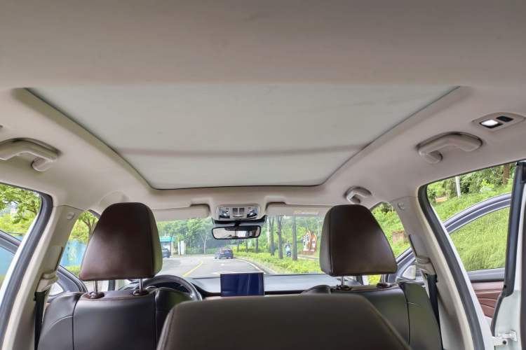 Used Wey VV6 2018 2.0T Two-Wheel Drive Flagship Version China V Standard
