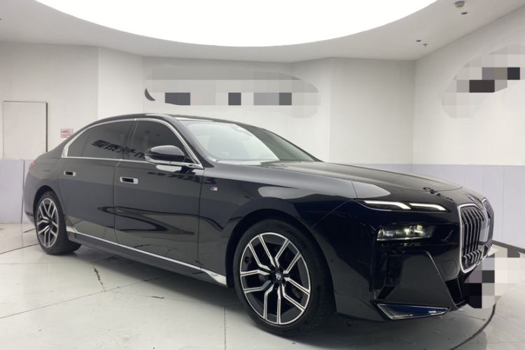 Used BMW 7 Series 2023 735Li M Sport Package
