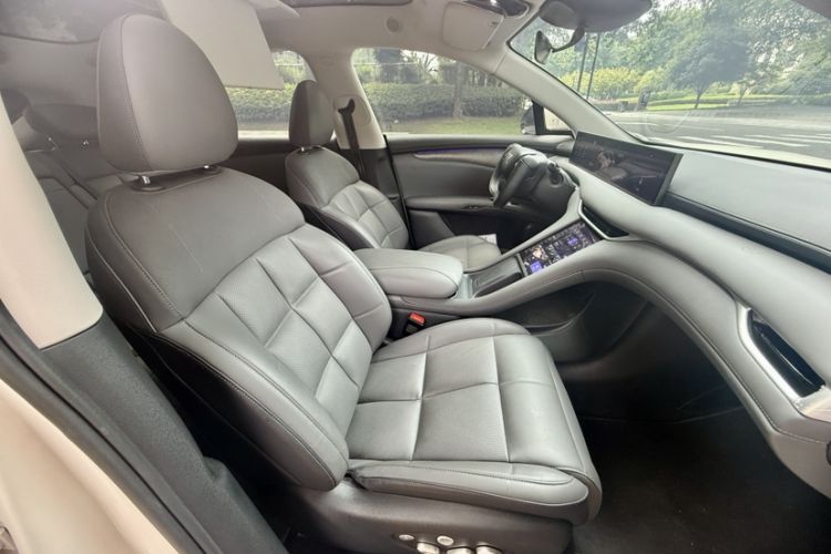 Used  LS6 2025 Lingli Intelligent Driving Theater Edition