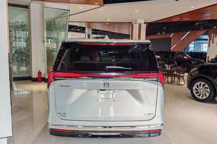 Used Buick GL8 New Energy 2024 Lu Zun Deluxe Edition 7-Seater
