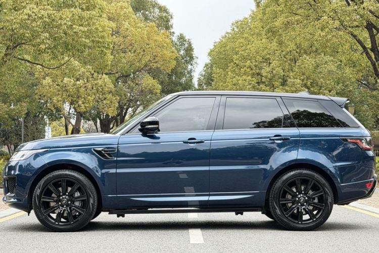 Used Land Rover Range Rover Sport 2022 3.0 L6 Ink Blue Glitter Edition
