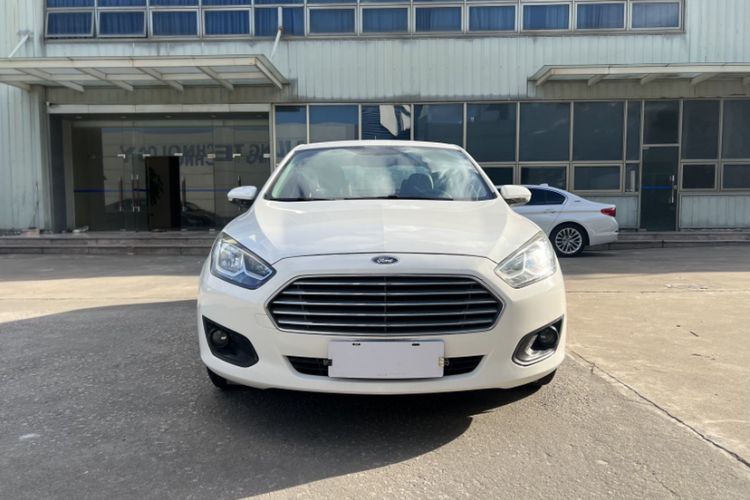 Used Ford Escort 2015 1.5L Automatic Comfort Model
