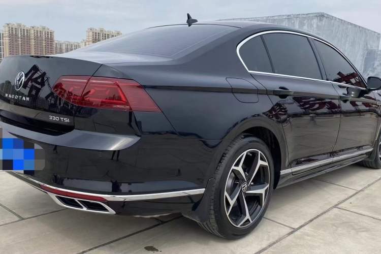 Used Volkswagen Magotan 2025 Revised Version Zhongxiang Edition 330TSI DSG Luxury Trim
