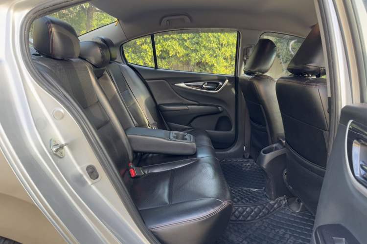 Used Honda Crider 2015 1.8L automatic comfort version
