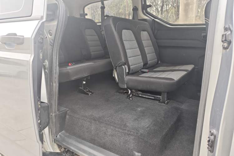 Used Wuling Zhengcheng 2021 1.5T Manual Comfort Version
