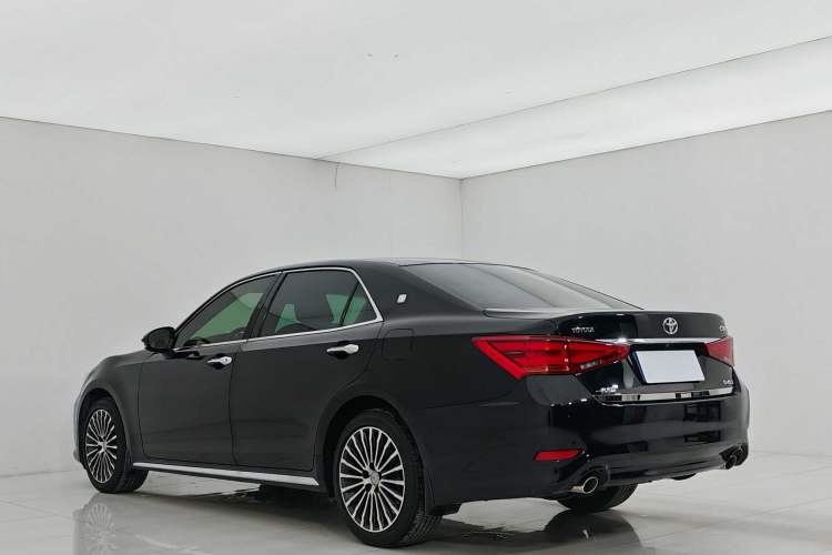 Used Toyota Crown 2018 2.0T Sport Edition
