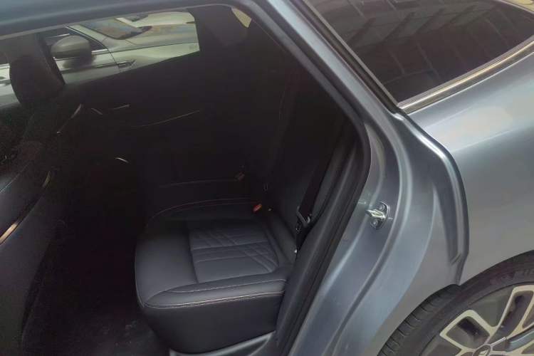 Used Baojun Enjoy 2025 All-Electric 600km Luxury Edition
