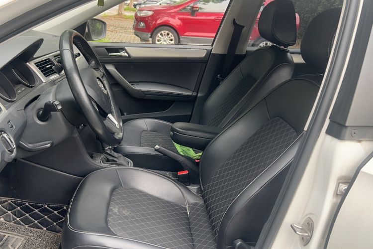 Used Skoda Rapid Spaceback 2018 1.6L Automatic Comfort Edition
