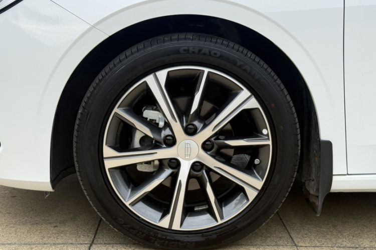 Used Geely Auto Emgrand 2023 4th Generation Champion Edition 1.5L CVT Flagship Model