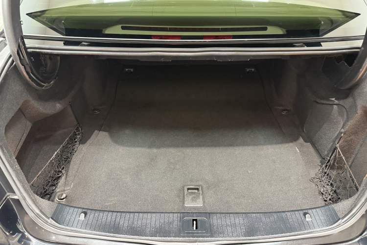 Used Mercedes-Benz E-Class 2015 Revised E 260 L Sporty and Stylish Edition
