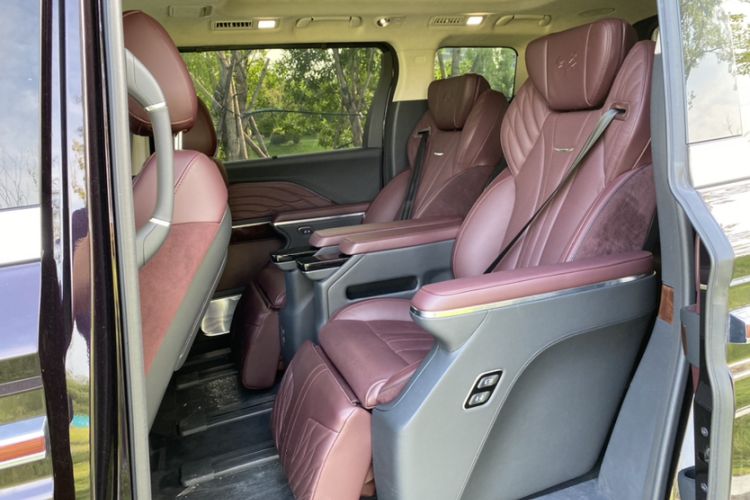 Used Hongqi HQ9 2023 2.0T Smart Connect Flagship Edition
