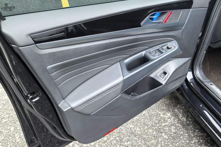 Used Volkswagen Passat 2024 380TSI Luxury Edition
