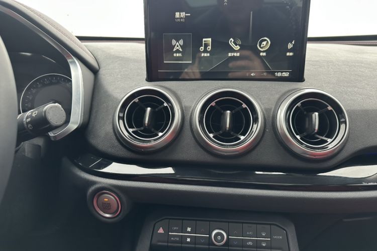 Used Wey VV5 2017 2.0T Ultra-Luxury Version