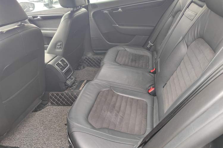 Used Volkswagen Magotan 2016 2.0 TSI Luxury Comfort Version
