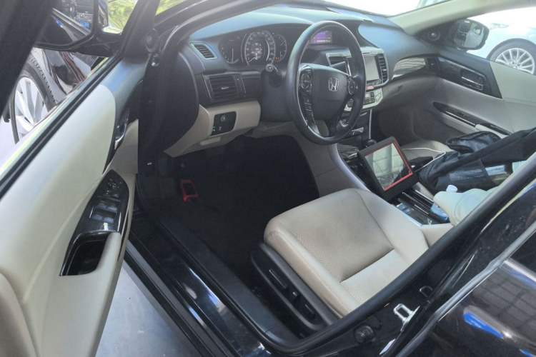 Used Honda Accord 2014 2.4L EX Luxury Edition
