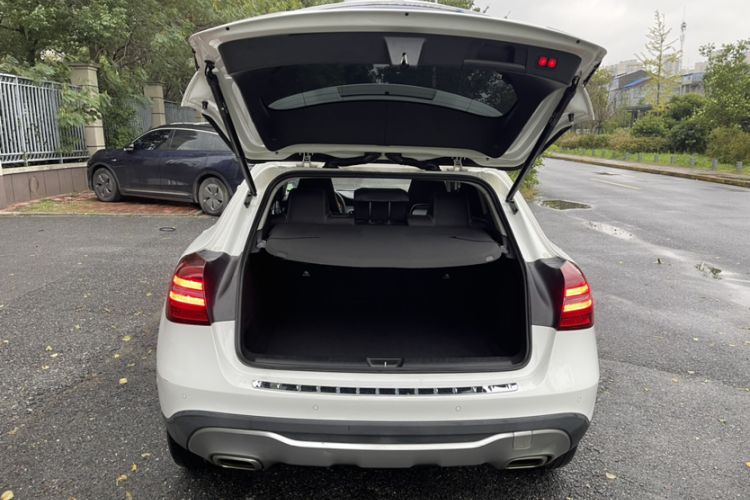 Used Mercedes-Benz GLA 2017 GLA 200 Fashion Model