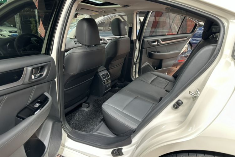 Used Subaru Legacy 2017 2.5i All-Wheel-Drive Prestige Edition EyeSight
