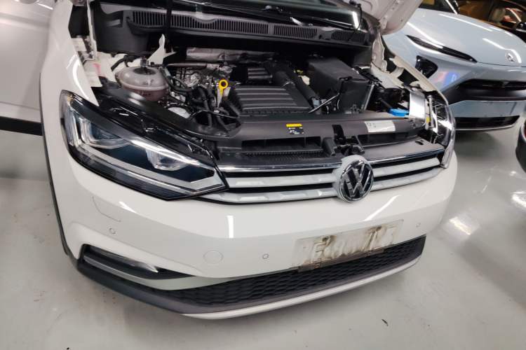 Used Volkswagen Touran 2018 Volkswagen Touran L 280TSI DSG Boundary Luxury Edition 6-seater China VI standard
