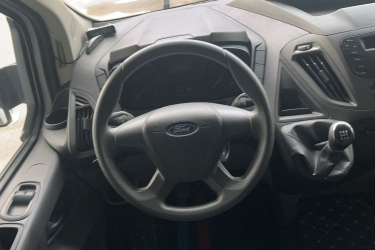 Used Ford Transit 2017 2.0T Gasoline Multi-Purpose Commercial Vehicle Mid-Drive Mid-Roof China V Standard
