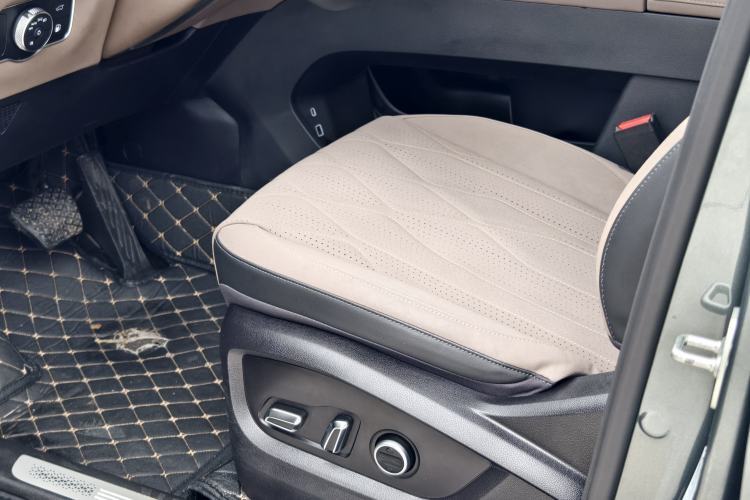 Used Chery Fengyun T8 2025 1.5T 130km Deluxe Version 5 Seats