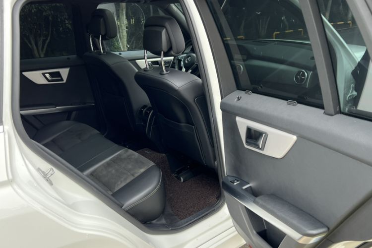 Used Mercedes-Benz GLK-Class 2015 GLK 260 4MATIC Fashion Edition Ultimate Version
