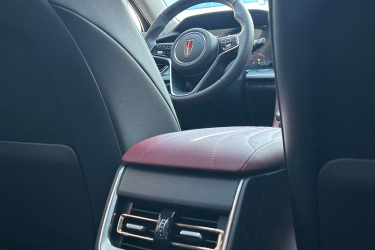 Used Hongqi H5 2024 2.0T Automatic Smart Connect Flagship Edition