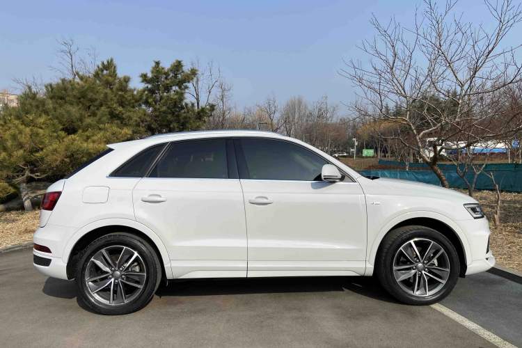 Used Audi Q3 2018 35 TFSI Fashion Edition Collector's Model
