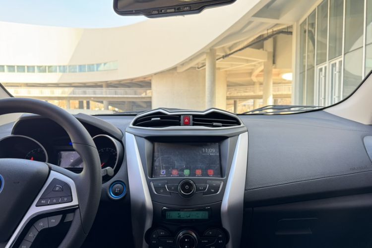 Used BYD Yuan New Energy 2018 EV360 Smart Connected Cool Model