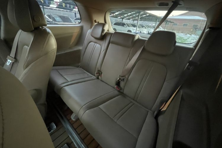 Used Buick GL8 2021 ES Land Cruiser 653T Luxury Edition