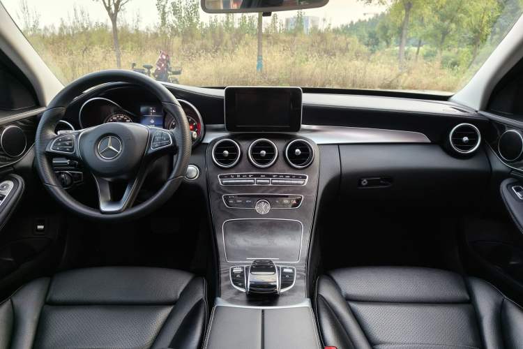 Used Mercedes-Benz C-Class 2016 C 200 L Sport Edition
