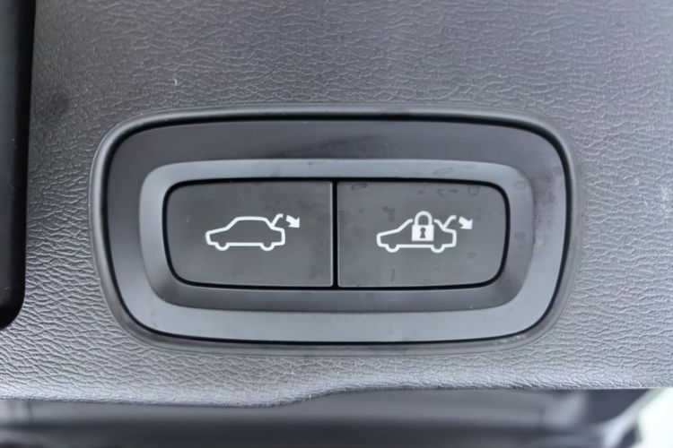 Used Volvo XC60 2021 T5 4x4 Smart Luxury Edition
