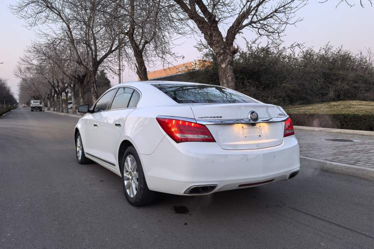 Used Buick LaCrosse 2013 2.4L SIDI Leading Comfort Version
