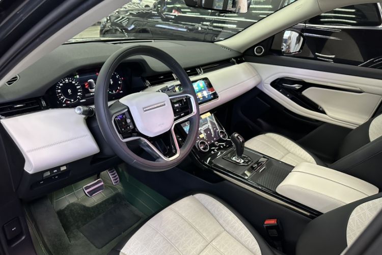 Used Land Rover Range Rover Evoque 2021 Range Rover Velar L 249PS R-Dynamic First Edition
