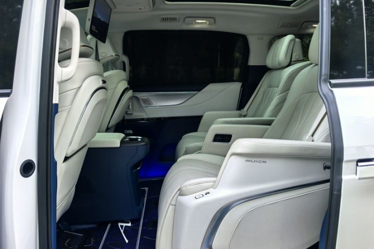 Used Buick GL8 New Energy 2024 Lu Zun Luxury Edition 7-Seater
