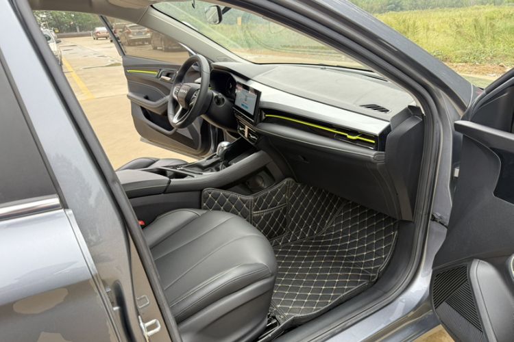 Used Roewe i5 2021 Revised Version 1.5L CVT Diamond Edition
