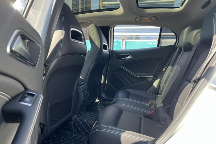 Used Mercedes-Benz GLA 2017 GLA 200 Fashion Model
