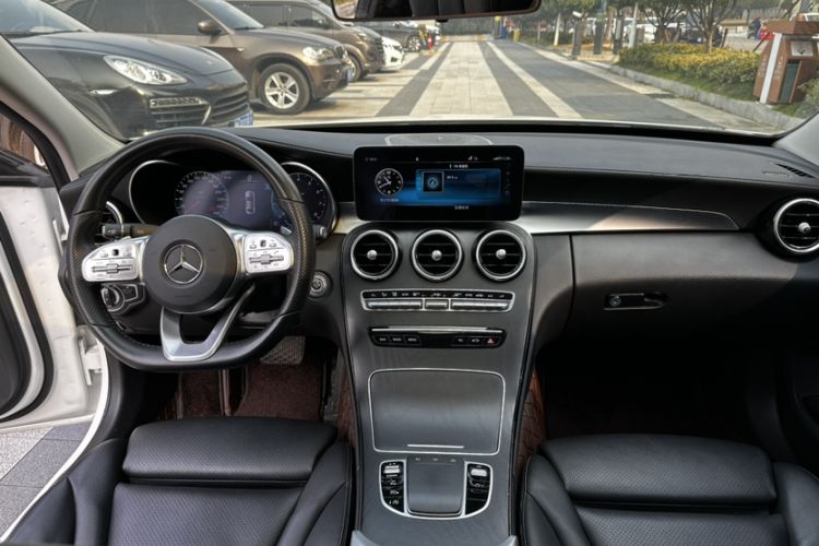 Used Mercedes-Benz C-Class 2020 Restyled C 200 L Fashion Edition Sport Version