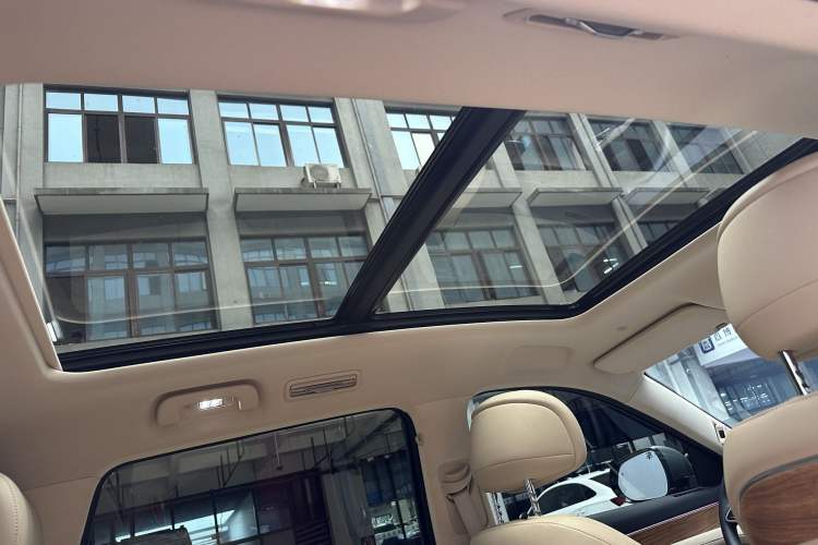 Used Hima AITO M7 2022 1.5T Four-Wheel Drive Luxury Edition
