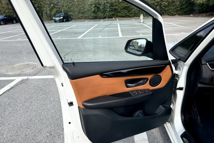 Used BMW 2 Series Gran Tourer 2015 218i Sports Design Package