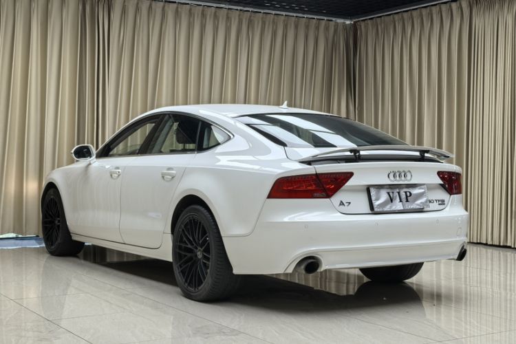 Used Audi A7 2013 50 TFSI quattro Comfort trim
