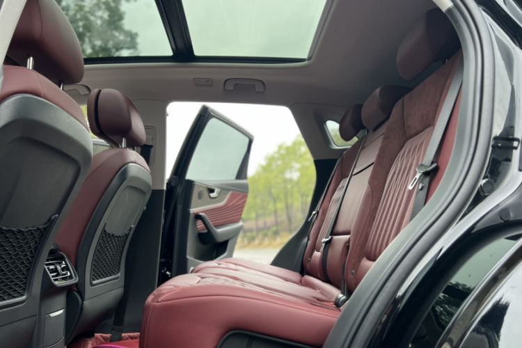 Used Hongqi HS5 2023 2.0T Qixiang Pro Edition
