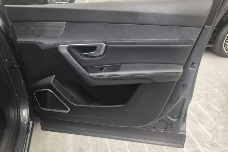 Used BYD Song Pro New Energy 2019 DM 1.5T Four-Wheel Drive High-Energy Version
