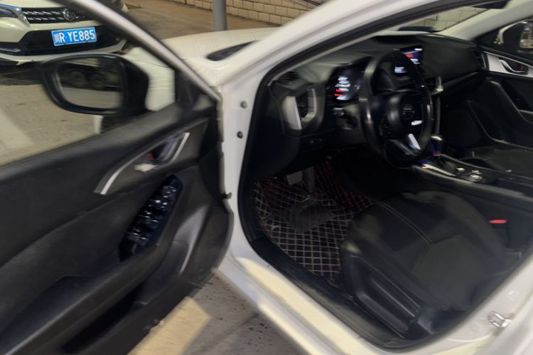 Used Mazda Mazda 3 Axela 2017 Sedan 1.5L Automatic Luxury Model Emission Standard China V