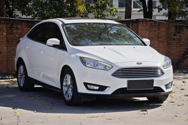 Used Ford Focus 2018 Sedan Classic EcoBoost 180 Automatic Elite Model