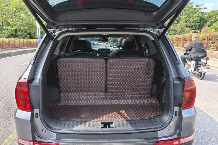 Used Hyundai Santa Fe 2019 380 TGDi DLX Automatic Two-Wheel Drive Prestige Plus Version China VI Standard
